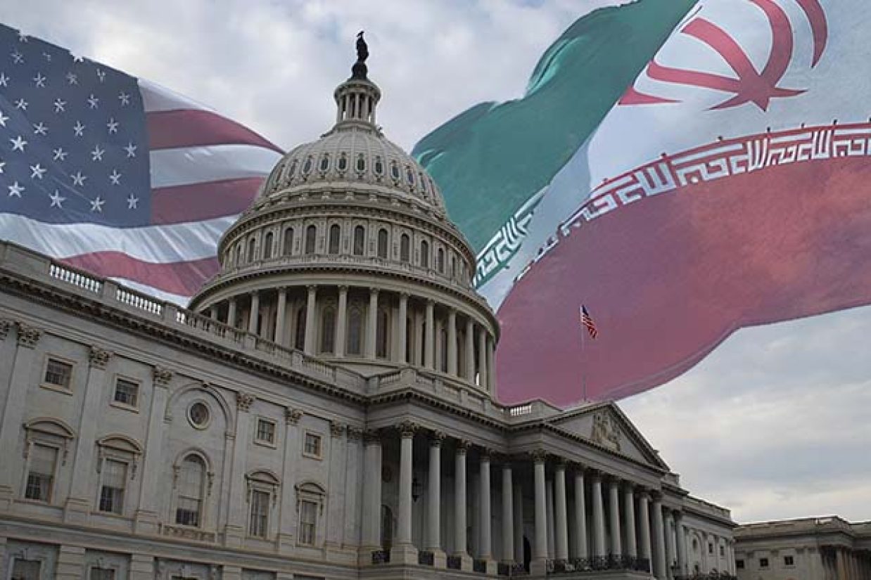 واشنگتن‌پست از سه خواسته دولت بایدن در مذاکرات غیرمستقیم با جمهوری اسلامی رونمایی کرد و نوشت که علاوه بر موضوع هسته‌ای، کاهش تنش و آزادی زندانیان امریکایی در ایران نیز در این مذاکرات پیگیری می‌شود.
