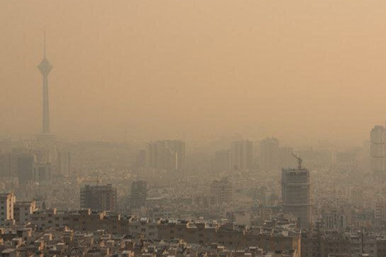 با ادامه وضعیت نامناسب آب‌وهوایی، نیمی از کشور تحت تأثیر گرد و غبار قرار گرفته است